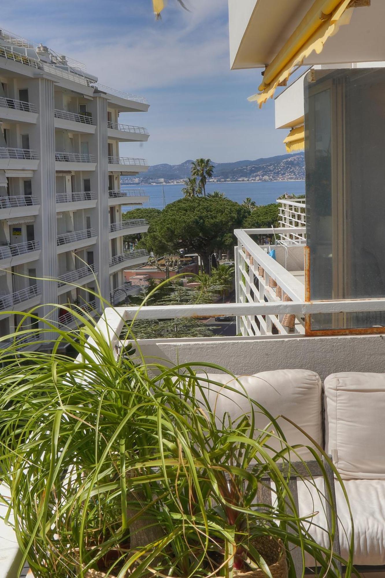 Frgk "Etoile Du Sud Terrasse Vue Mer Palm Beach" Cannes Exteriör bild